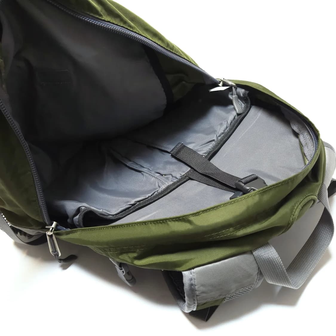 노스페이스 올드스쿨 레콘 백팩 카키 상품이미지4