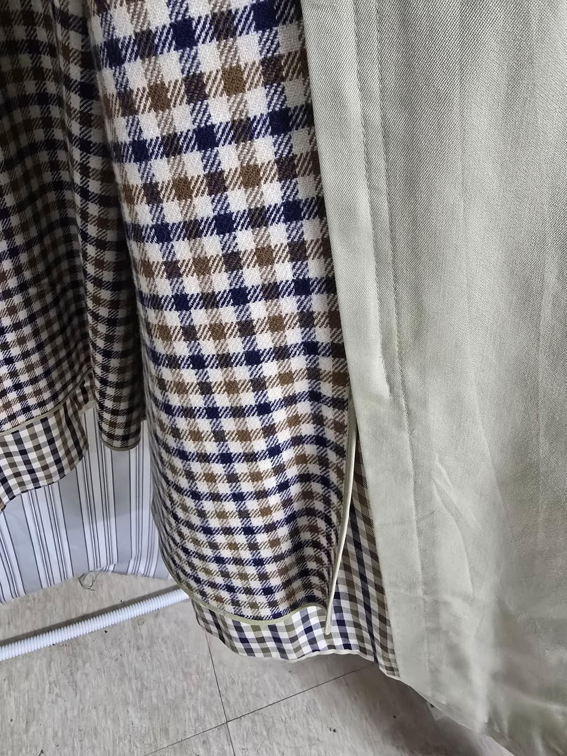 (XL.105) 아쿠아스큐텀 더블 브래스트 트렌치코트 상품이미지4