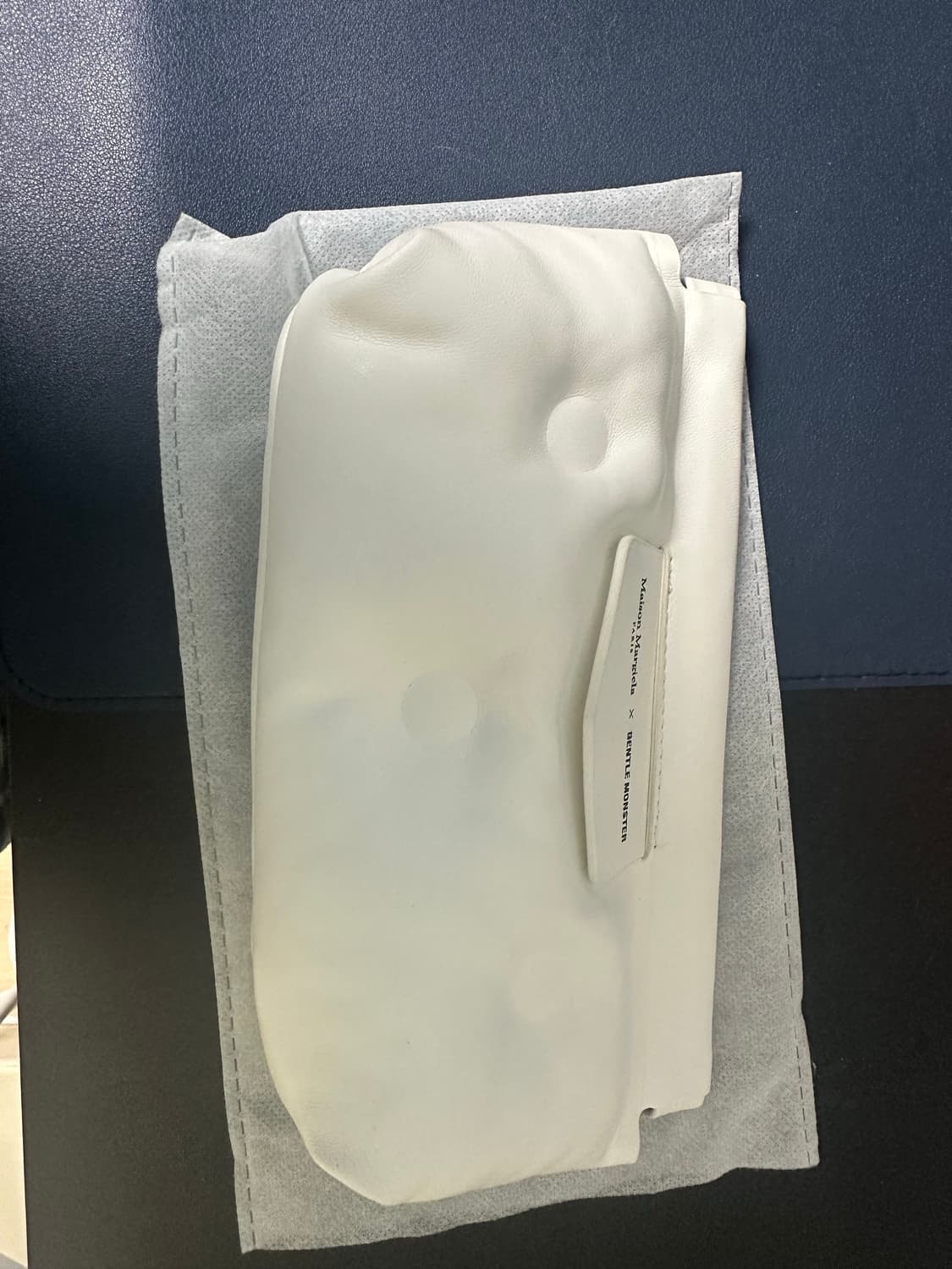 마르지엘라 젠틀몬스터 케이스 상품이미지1