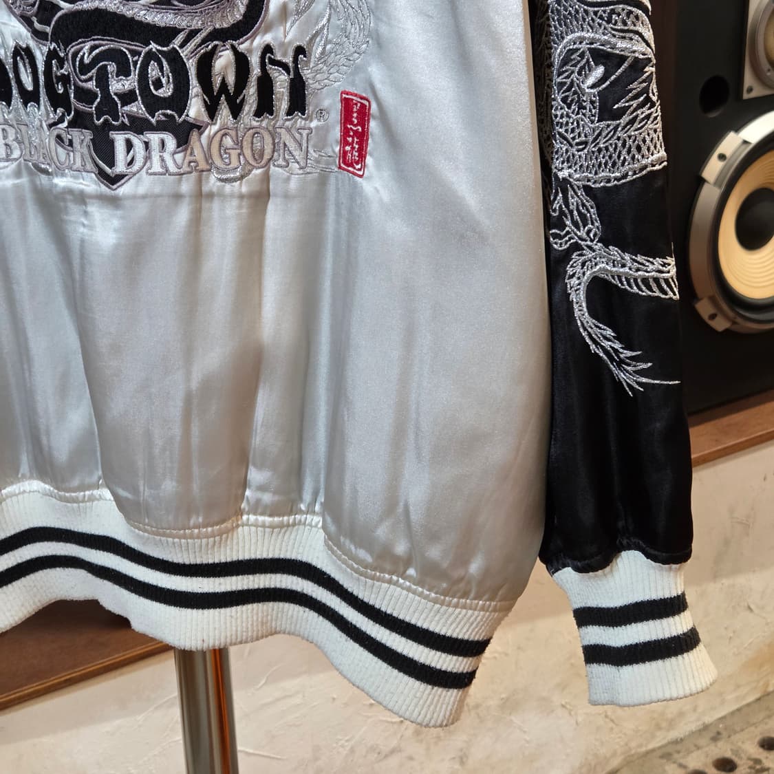 도그타운 90s 드래곤 자수 펑크 오리엔탈 오버핏 스카잔 상품이미지5