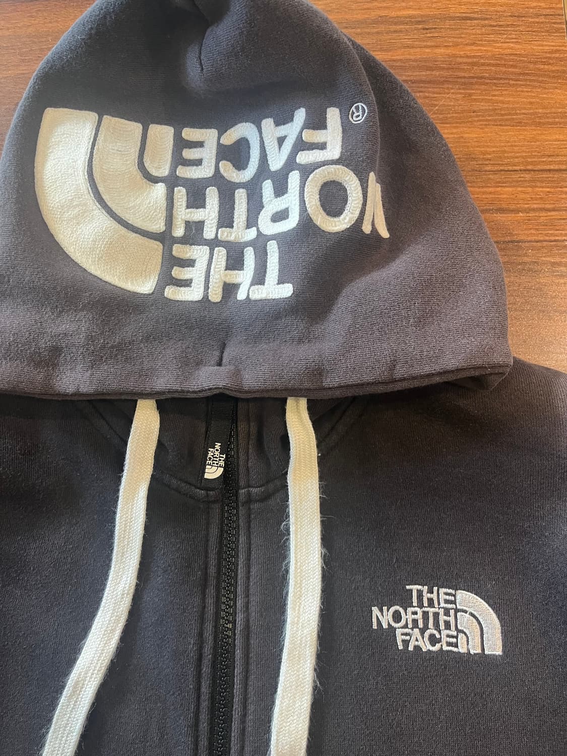 노스페이스 일본판 차콜 후드집업 상품이미지4