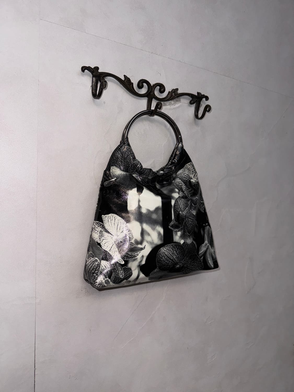 Charles&Keith oriental mono graphic bag 상품이미지2