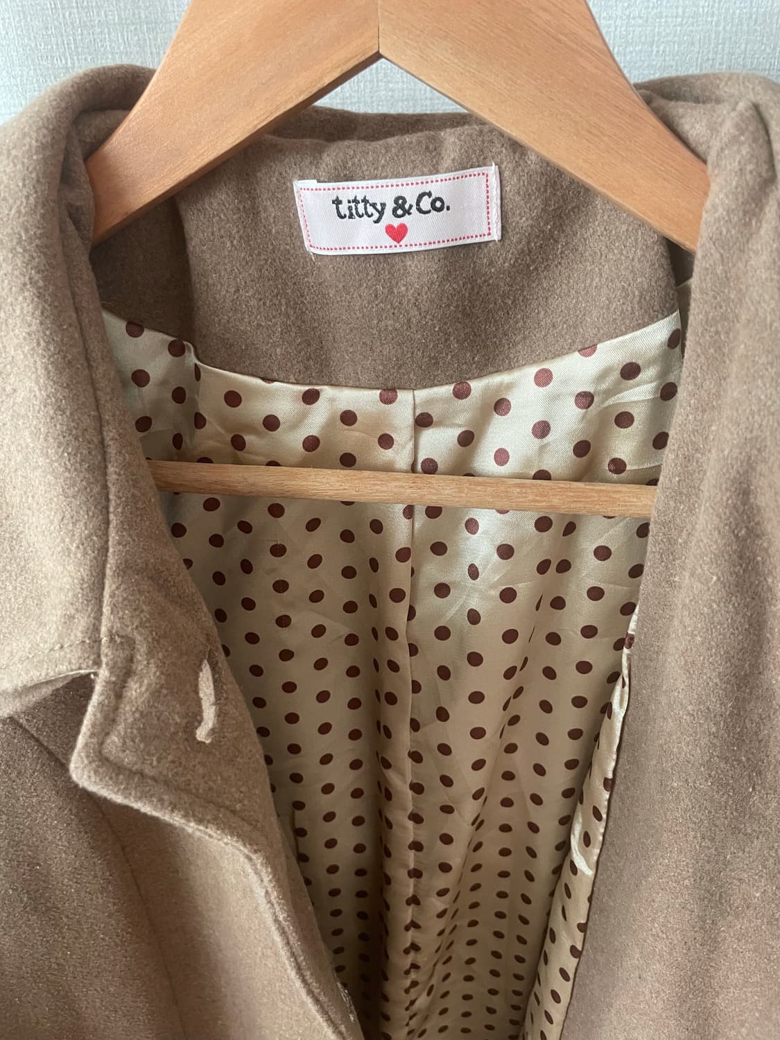 모리걸 빈티지 티티앤코 titty&co 더블카라 베이지 코트 🤎💛 상품이미지3