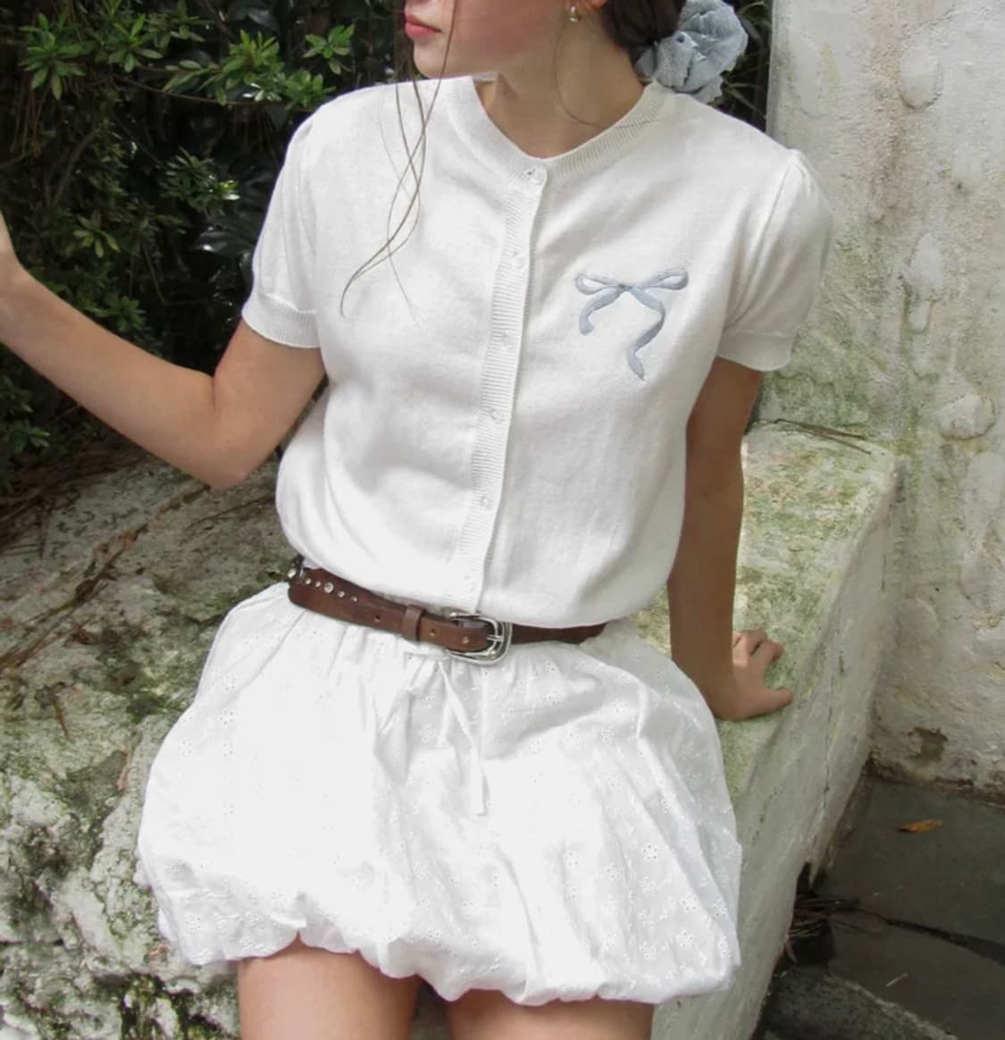 레터프롬문 리본프롬문 하프 가디건 (화이트) 상품이미지2