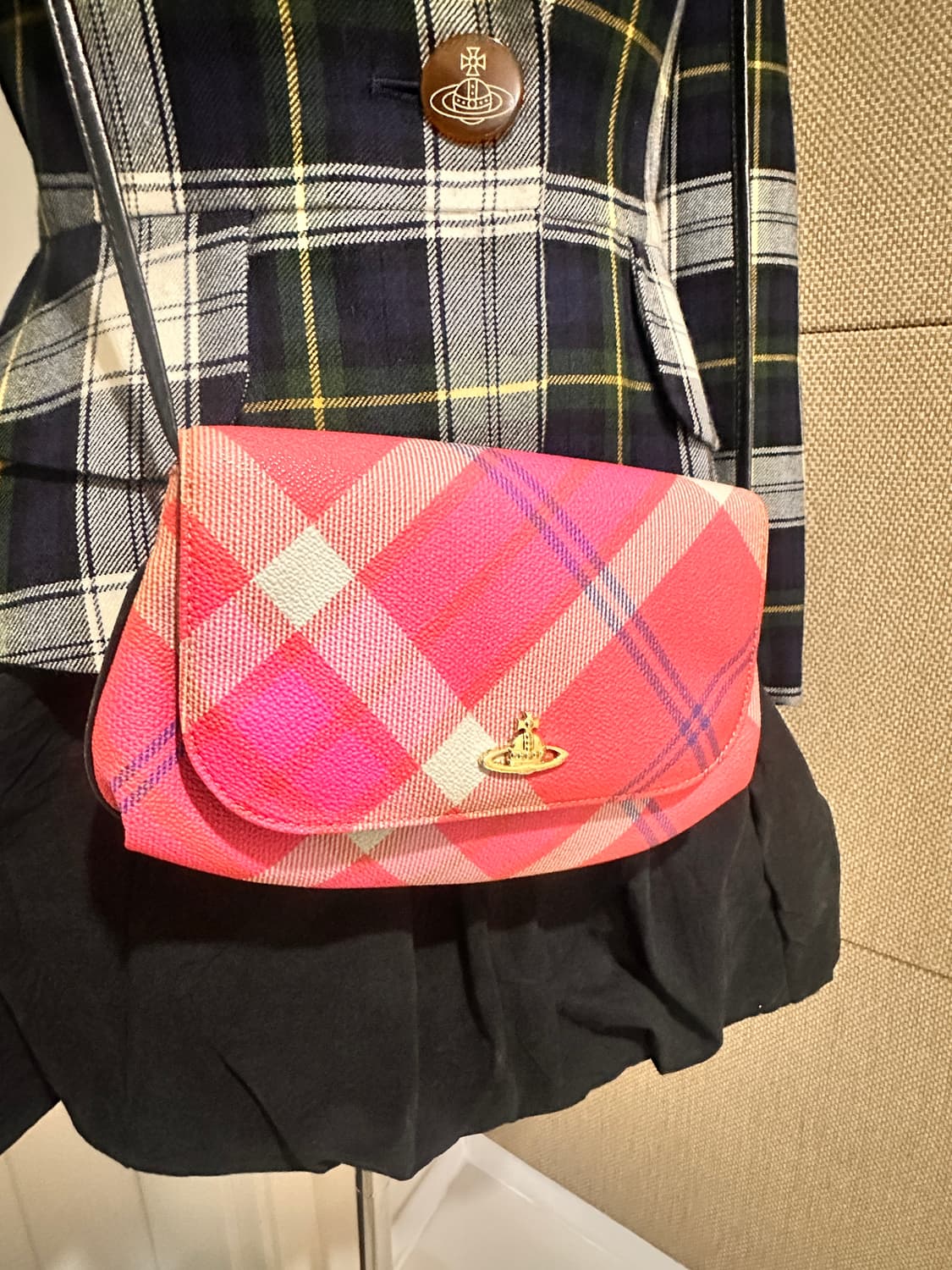 비비안웨스트우드 타탄 체크  orb 마젠타 오페라 백 상품이미지2