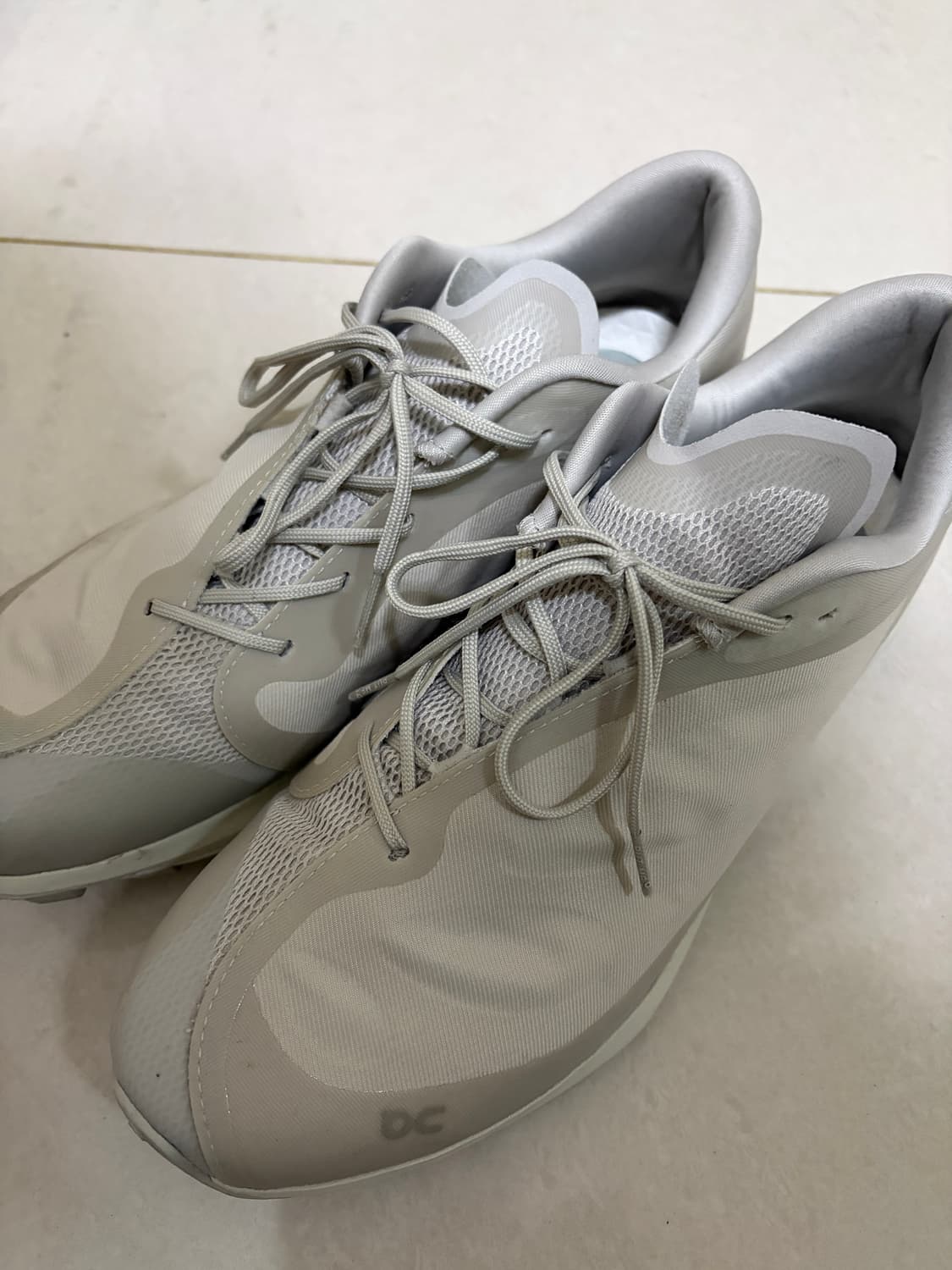 온러닝 파프 클라우드 벤쳐 265 상품이미지2