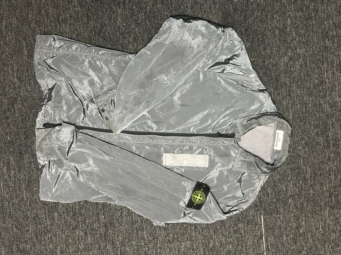 스톤아일랜드 17FW 나일론메탈 셔츠 XL황금사이즈 식케이 착용 상품이미지2