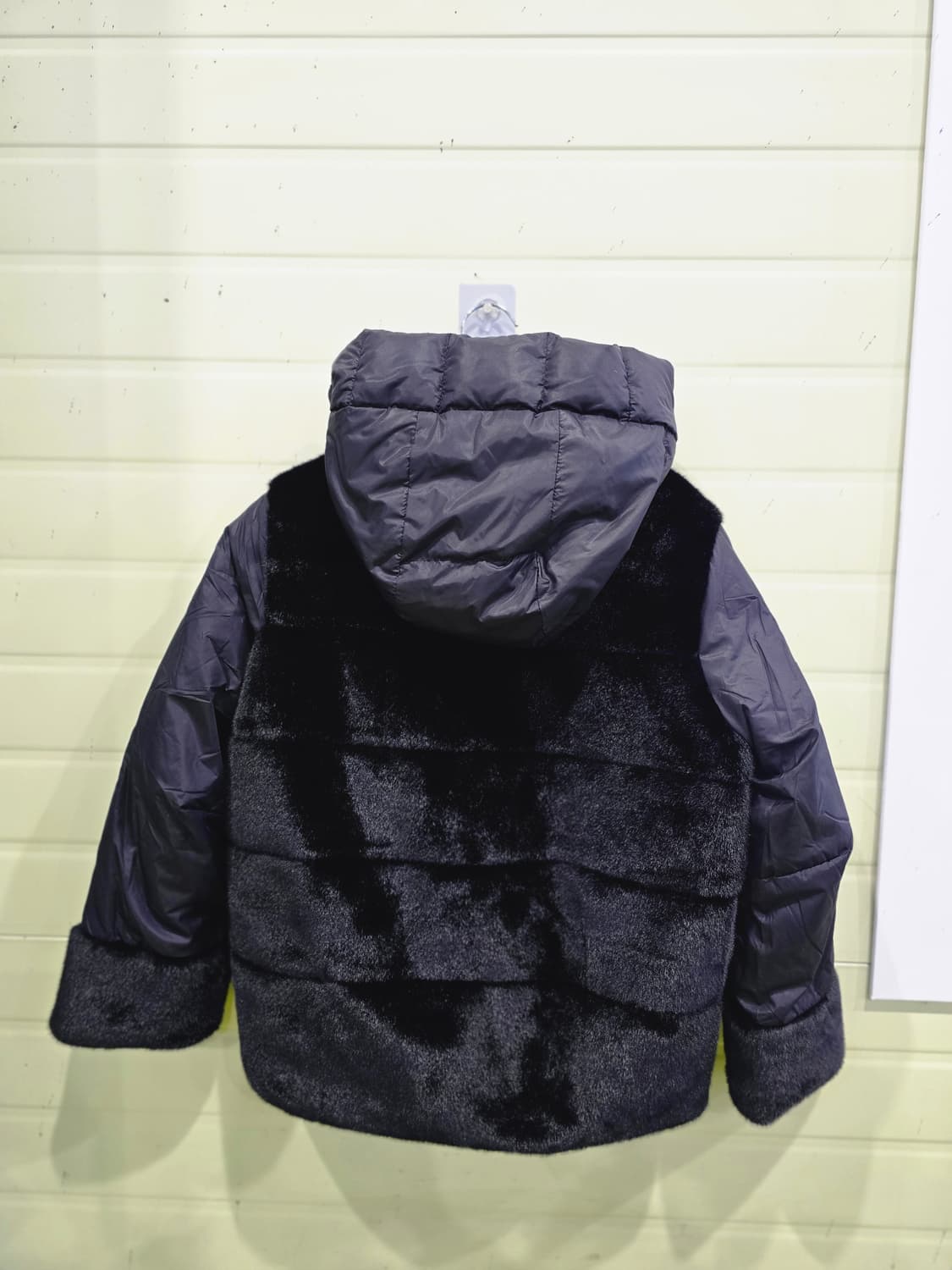 블랙 퍼 후드 패딩 점퍼 상품이미지8