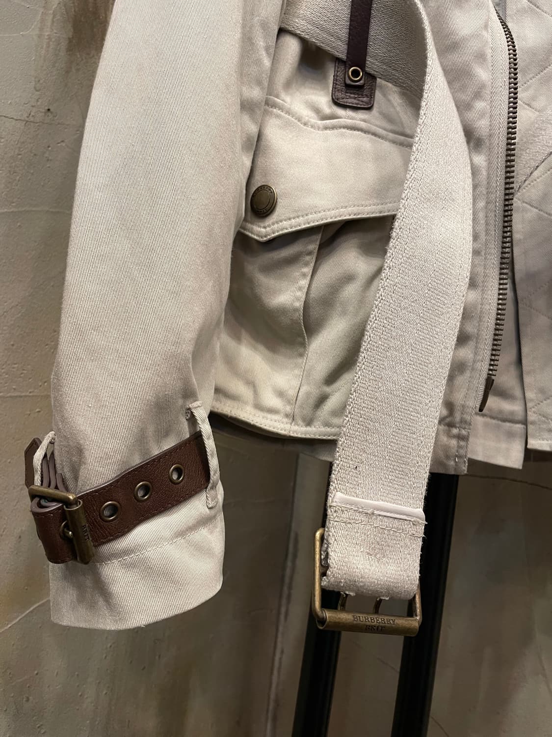 버버리 브릿 트렌치 숏 코트 상품이미지2