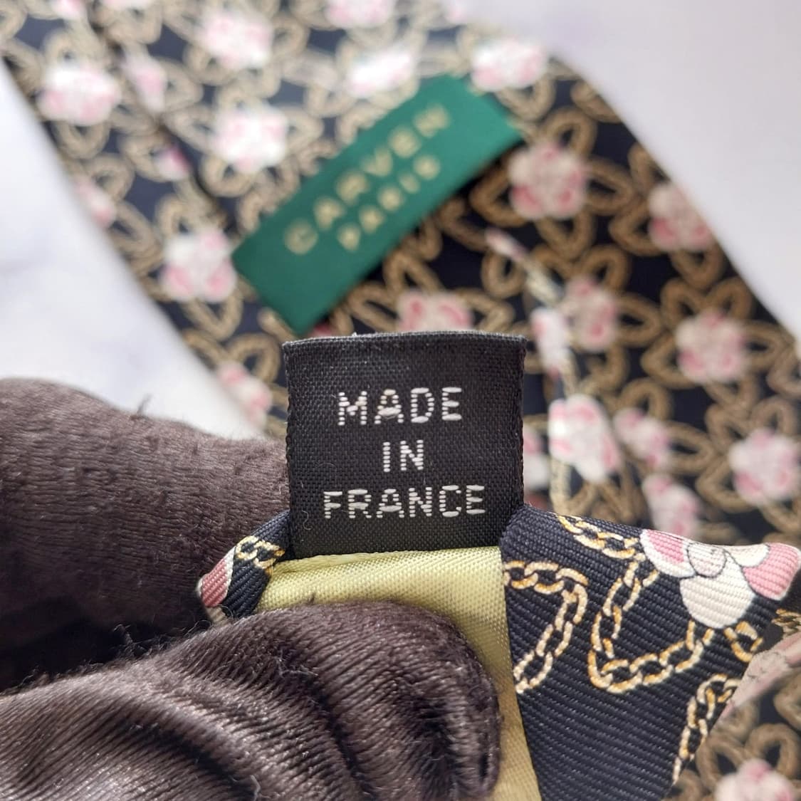까르뱅 실크 블랙 플로럴 패턴 넥타이 9.6cm A+~A등급 K2079
 상품이미지10