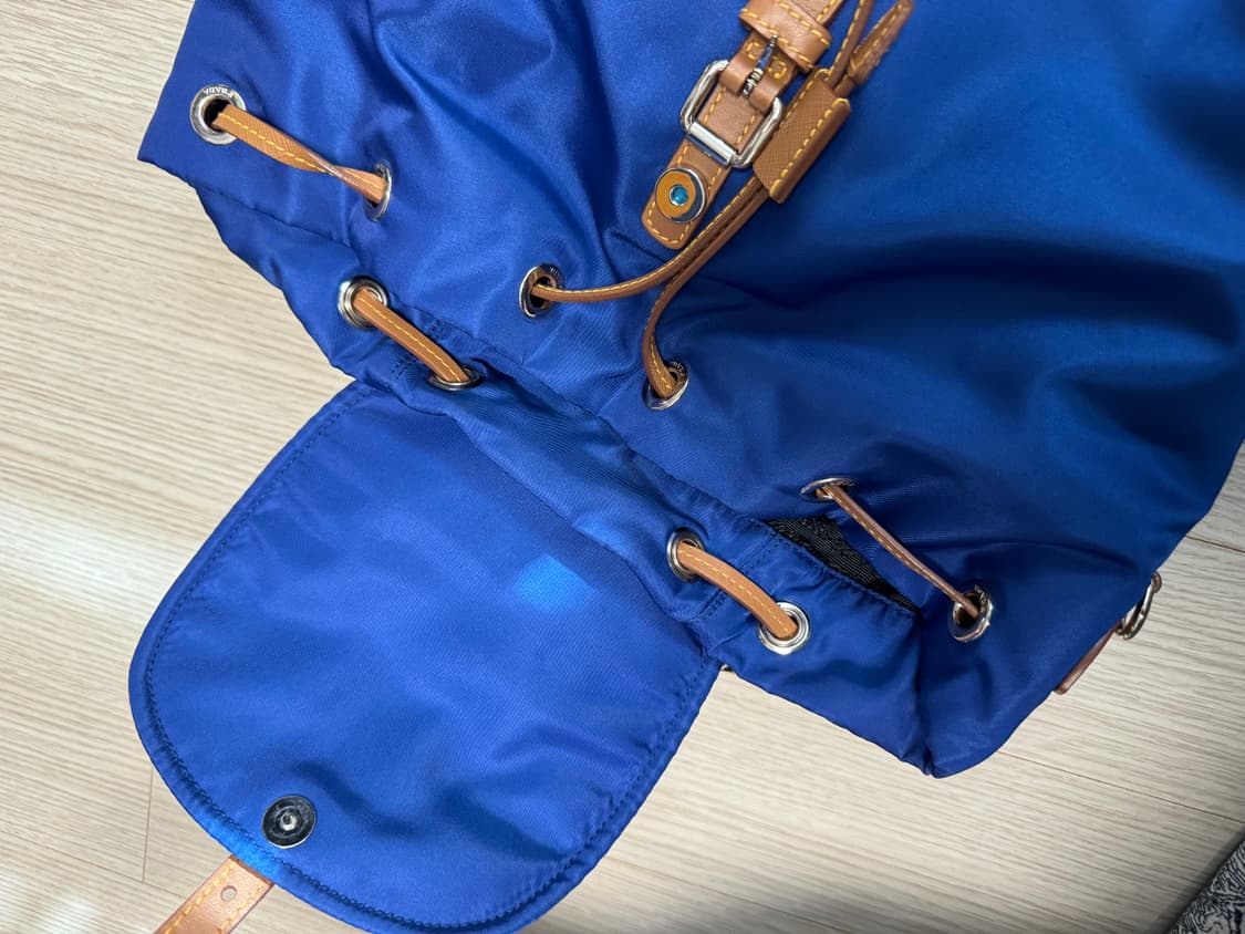 프라다 백팩 상품이미지3