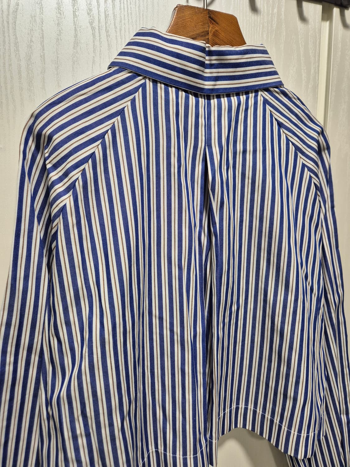 (세일)(새상품) 크롭 스트라이프 셔츠 상품이미지7