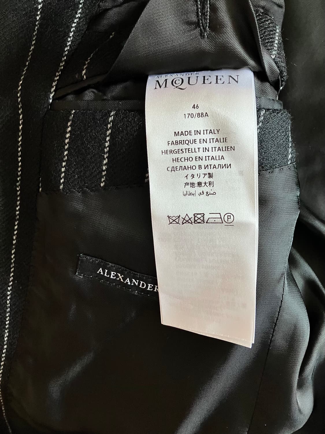 알렉산더 맥퀸 스트라이프 수트 상품이미지8