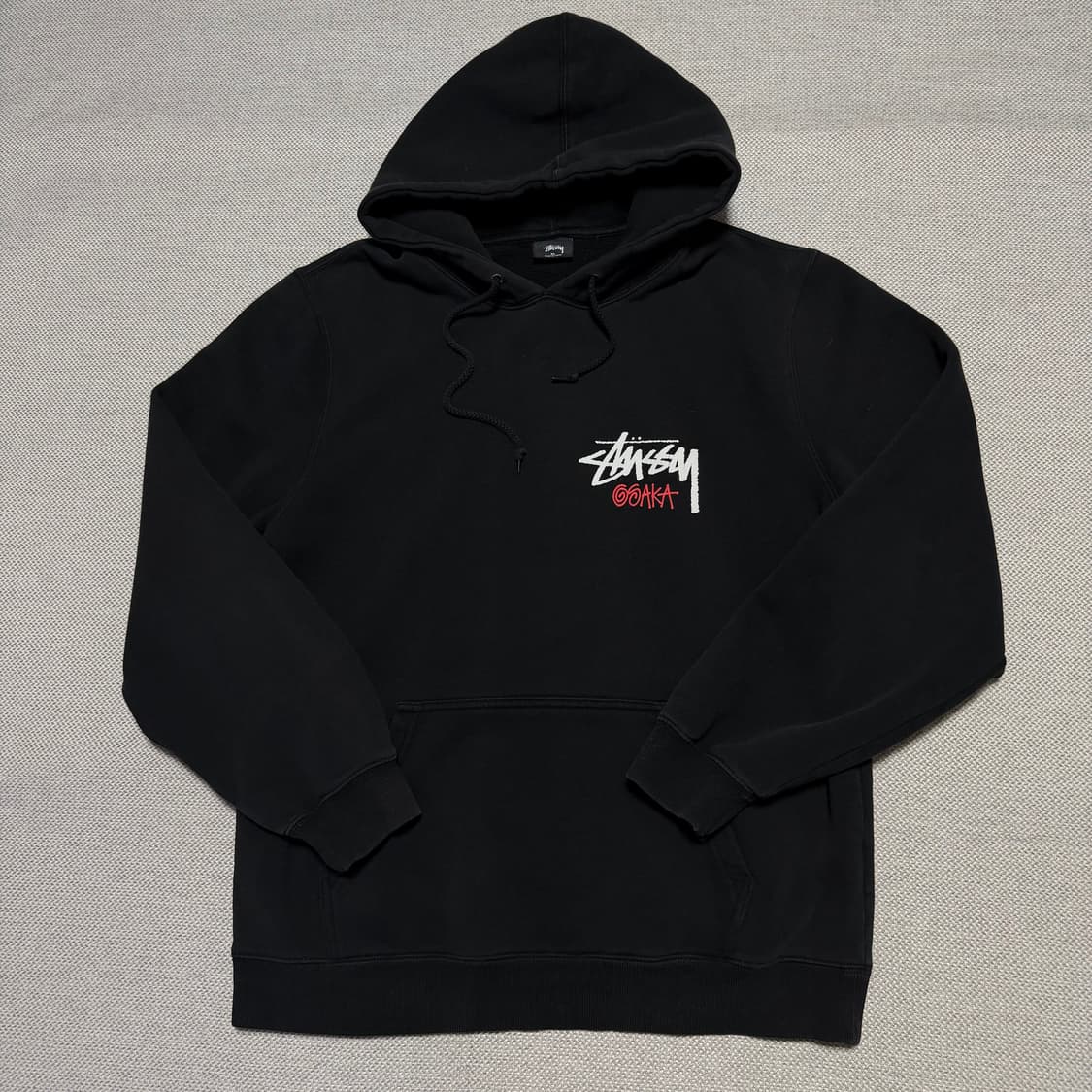 스투시 오사카 블랙 후드티 상품이미지1