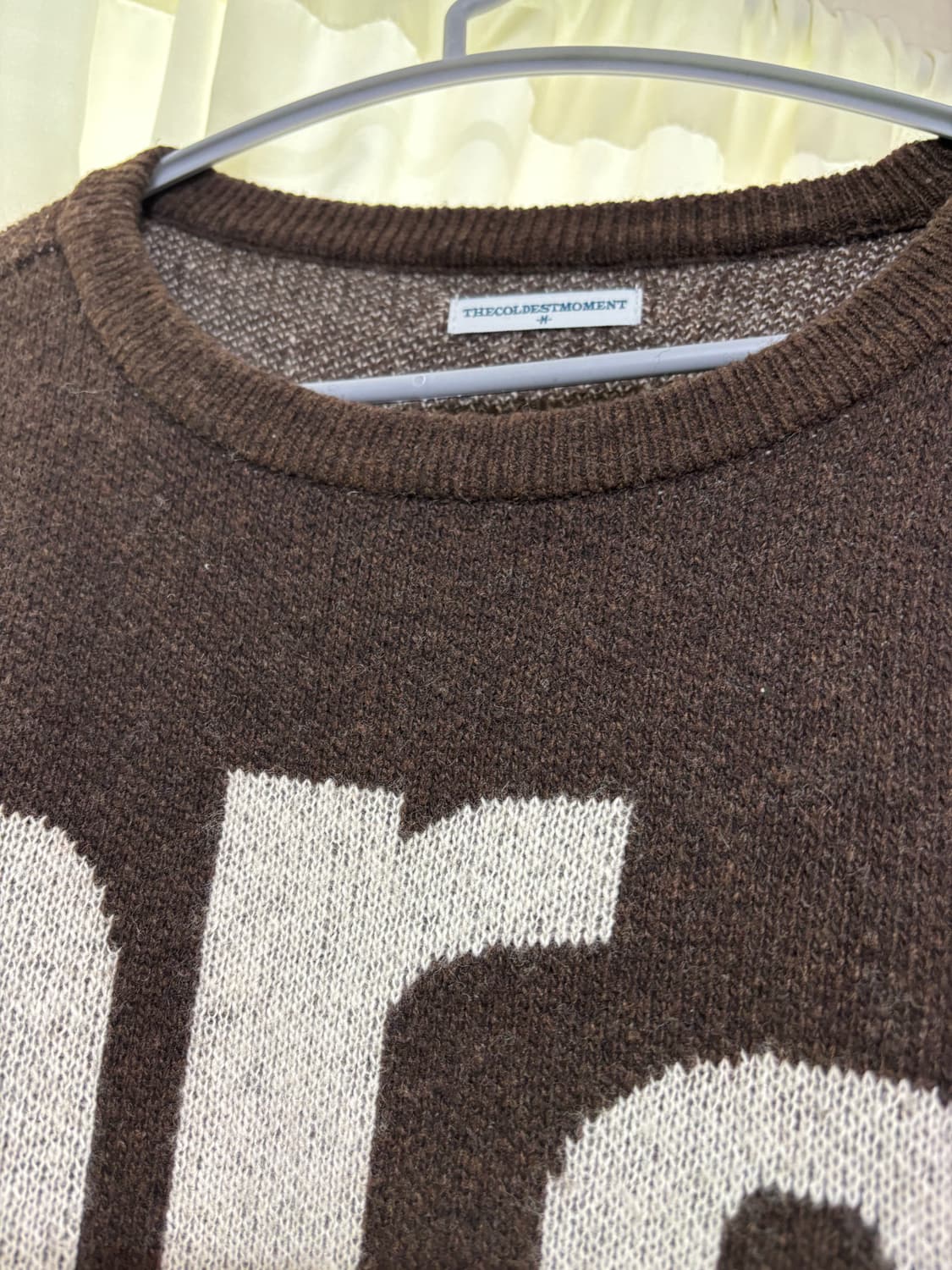 더콜디스트모먼트 니트 TCM are knit (brown) 상품이미지3