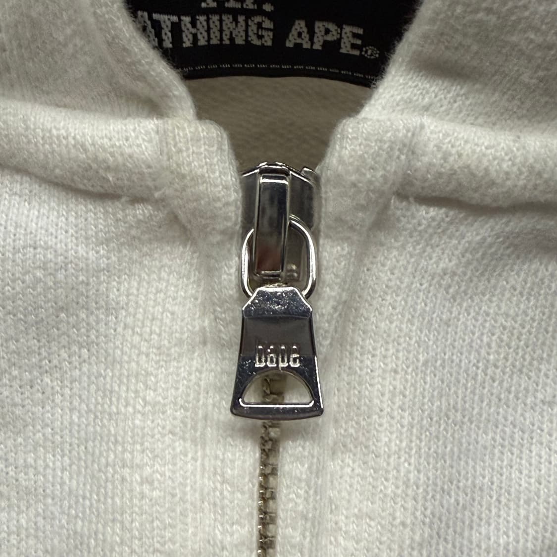 미스터 베이프 수염 화이트 후드집업 상품이미지5