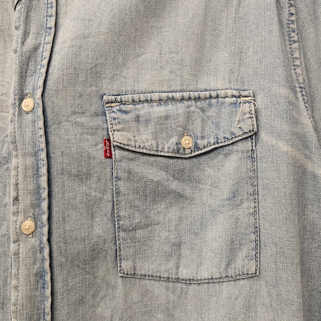 90s 리바이스 라이트 워싱 데님 셔츠 N1133 상품이미지3