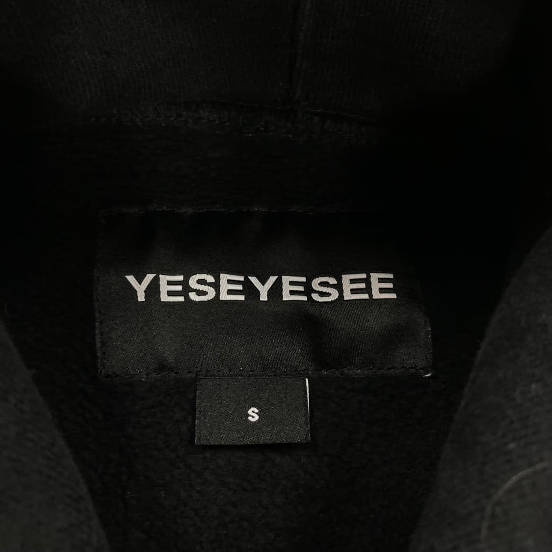 예스아이씨 스펠아웃 빅로고 후드티 상품이미지3