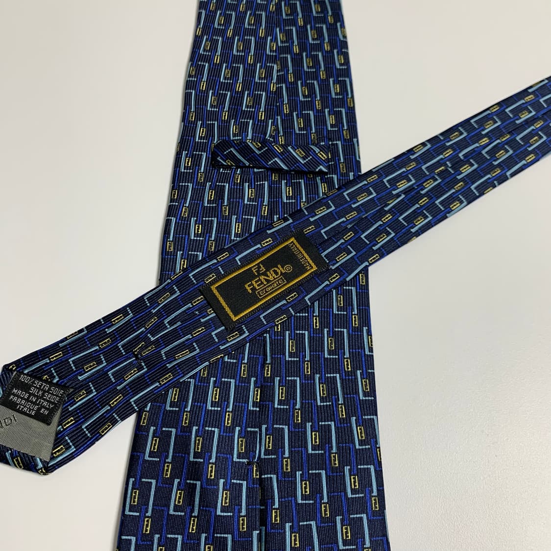 펜디(FENDI) FF모노그램 명품넥타이 이태리 100실크 A+등급 상품이미지5