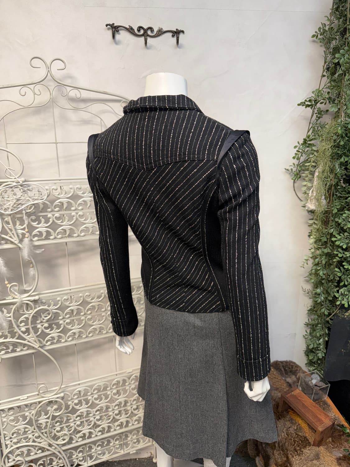 Mojo S Phine black wool stripe button jk 상품이미지7