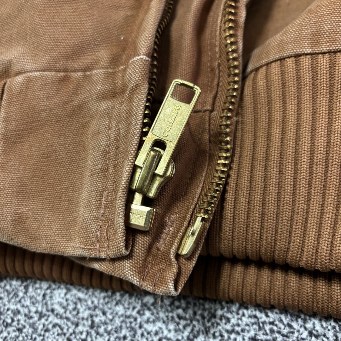 빈티지 칼하트 j130 액티브 자켓 BRN 상품이미지5