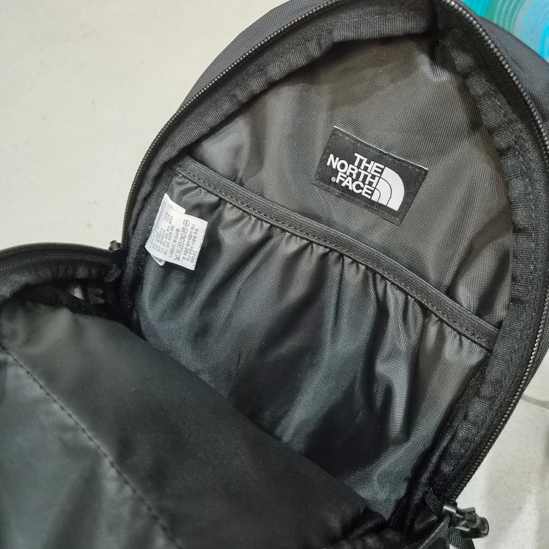 노스페이스  메쉬미니 슬링뱁 상품이미지6