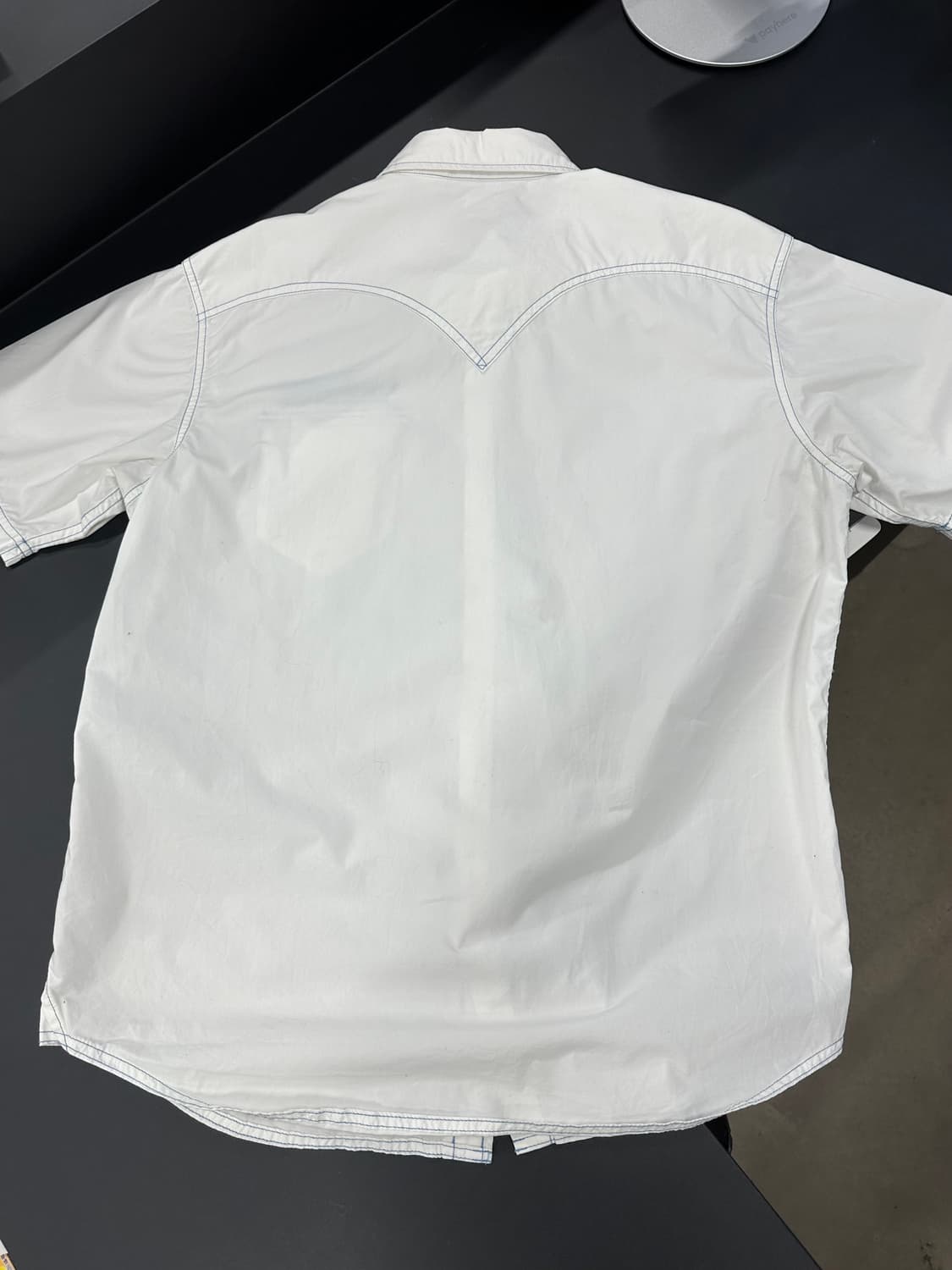 리바이스 00’s 스티치 워크 반팔 화이트 셔츠 상품이미지6