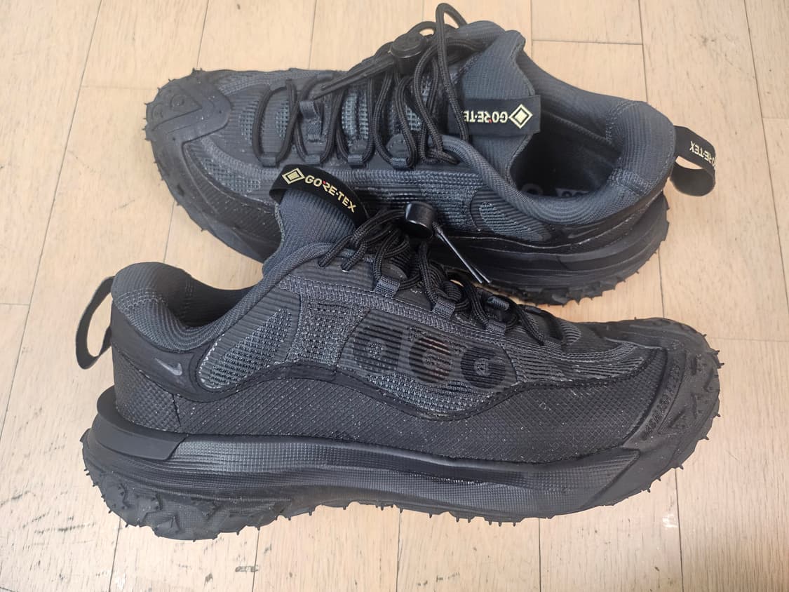 나이키 ACG 마운틴 플라이 2 로우 고어텍스 블랙255 판매합니다 상품이미지4