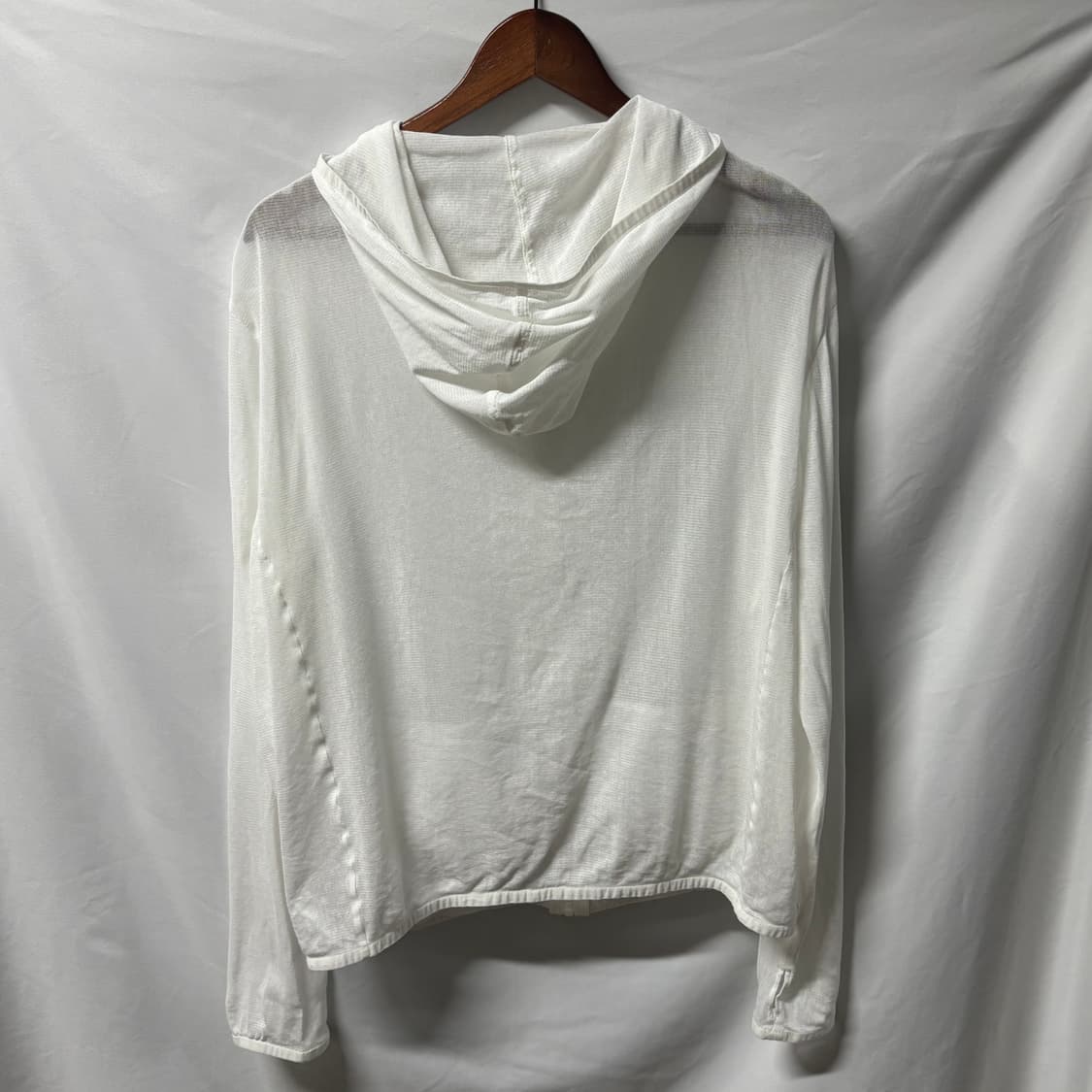 amomento light hoodie 상품이미지4