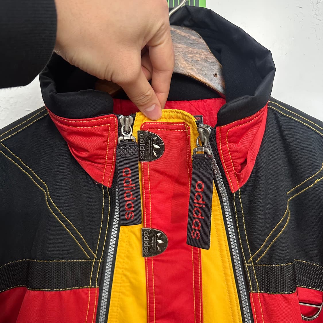 90‘s 아디다스 스키 테크 점퍼 상품이미지2