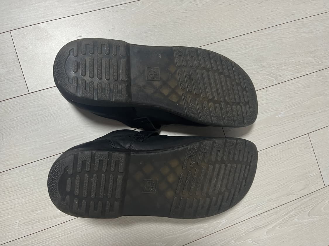 닥터마틴 패트리샤 270 상품이미지5