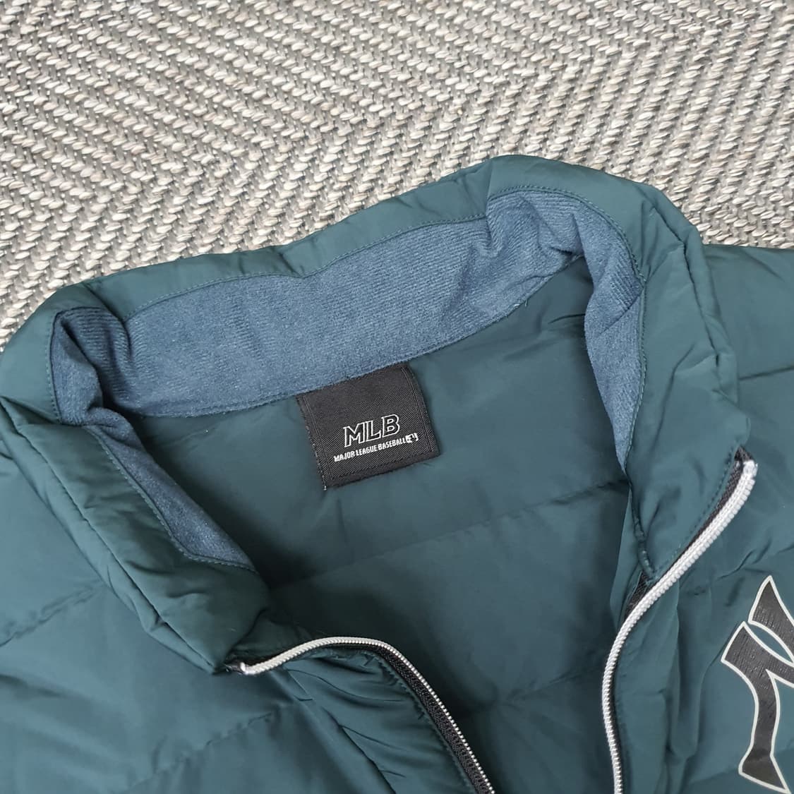 MLB 오리털 견량패딩 남자110 상품이미지2