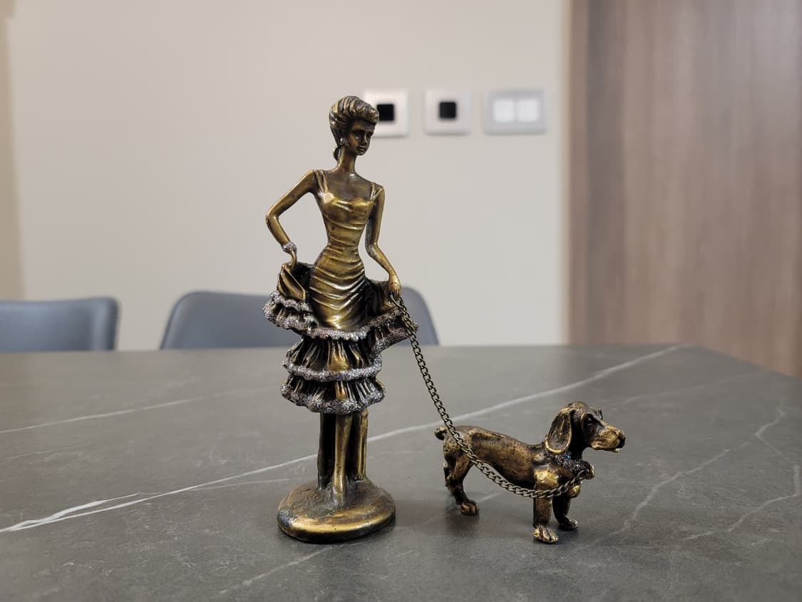 강아지랑 산책하는 여인 동브론즈 상품이미지2