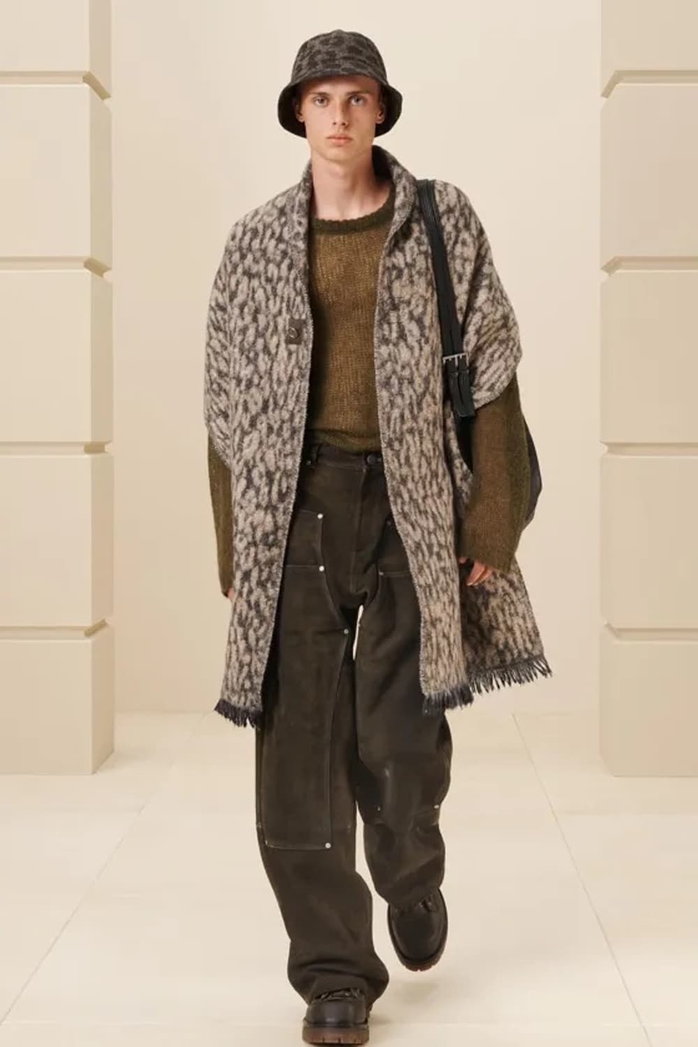 자라 SRPLS SD PNT 13 레더 팬츠 가죽 바지 42(KR 32) 상품이미지3