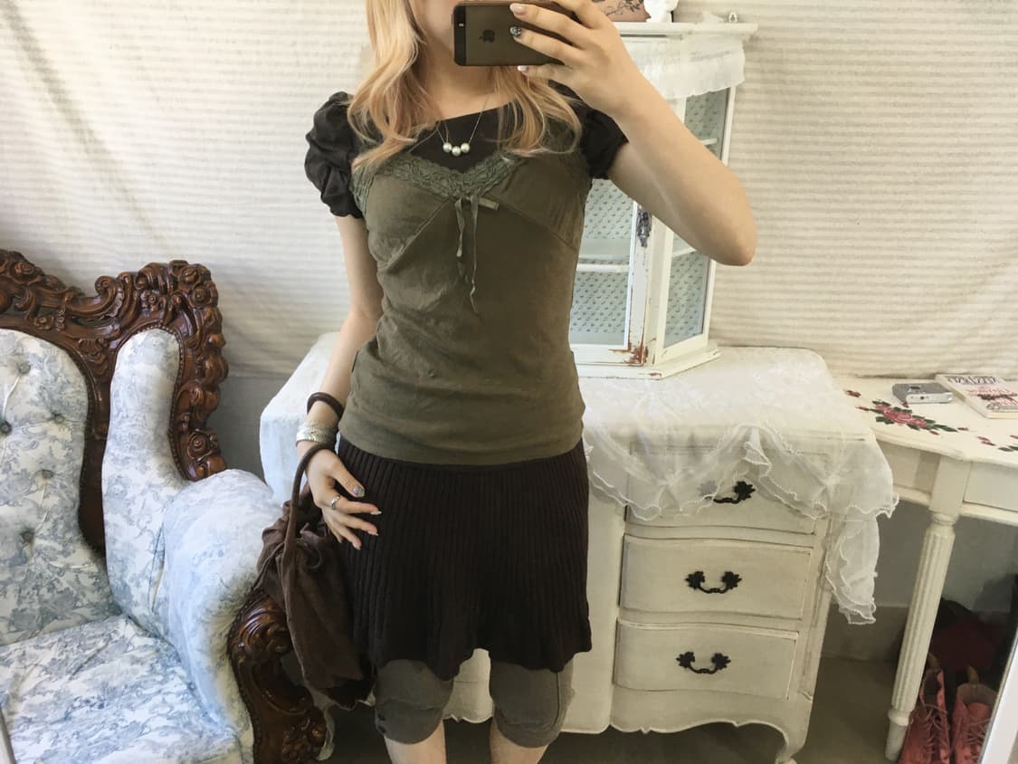 Set)브라운 퍼프 프릴반팔 + 카키 레이스 나시 상품이미지3