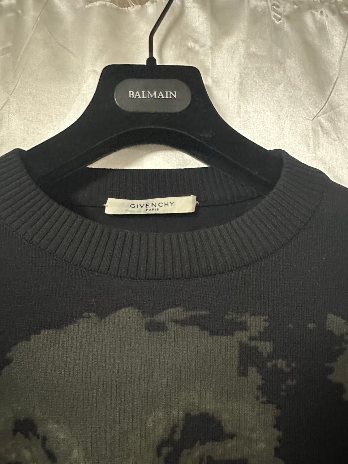 지방시 로트와일러 니트 상품이미지4