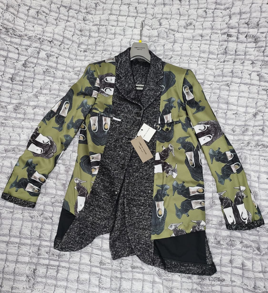 *새상품* 꼼데가르송 옴므플러스 럭셔리 비대칭 양면 자켓 - 485만원 상품이미지4