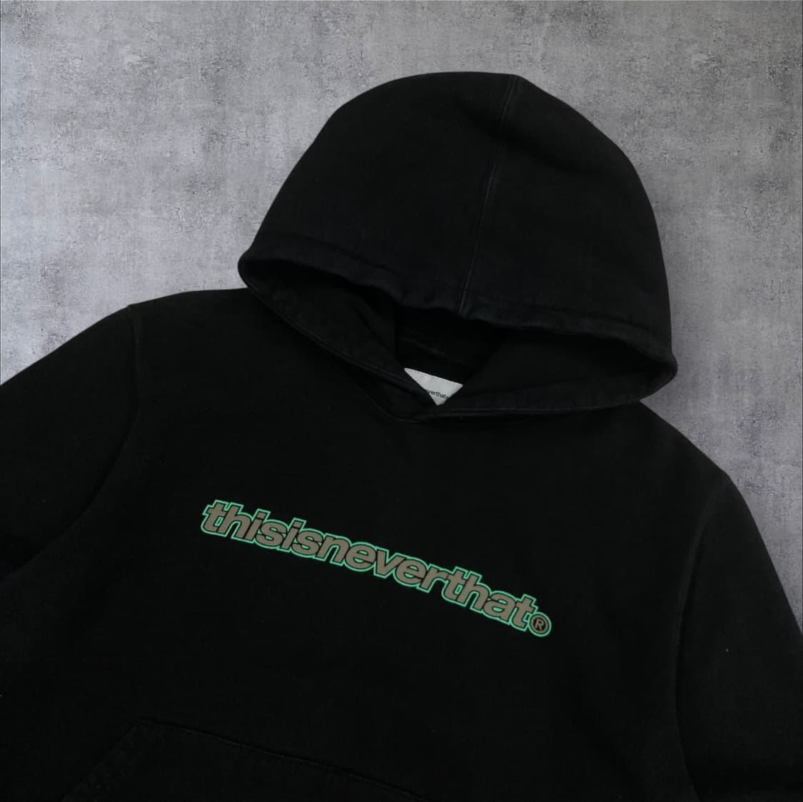 디스이즈네버댓 블랙 컬러 스펠아웃 후드티 상품이미지2