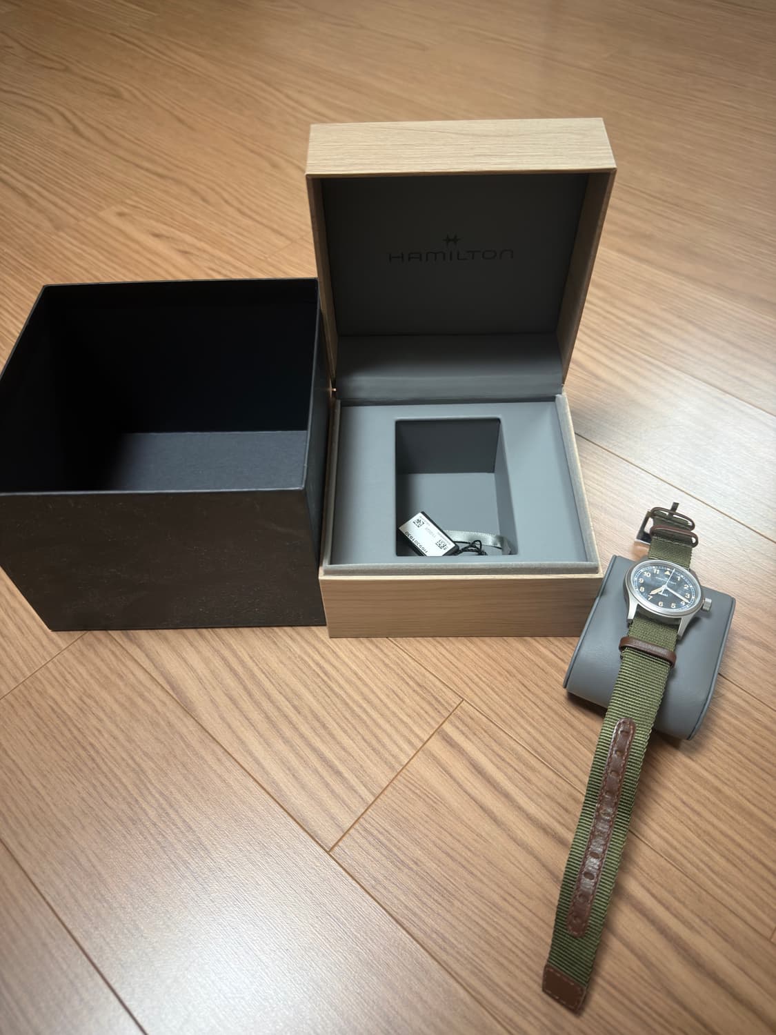 해밀턴 카키필드 33mm 쿼츠 상품이미지1