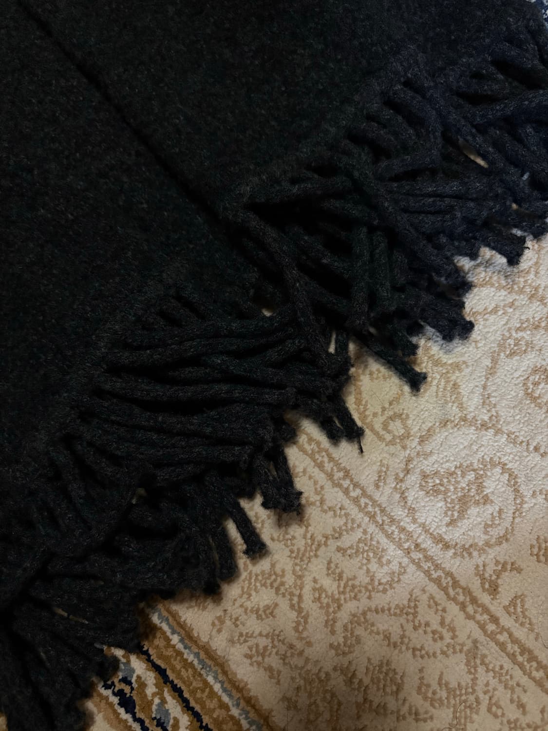 얼바닉 리가토니 숄 니트  상품이미지8