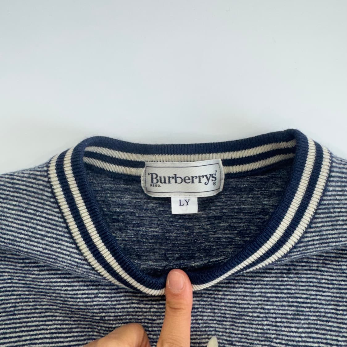 Burberrys 버버리 스몰로고 네이비 스트라이프 반팔 니트  상품이미지5