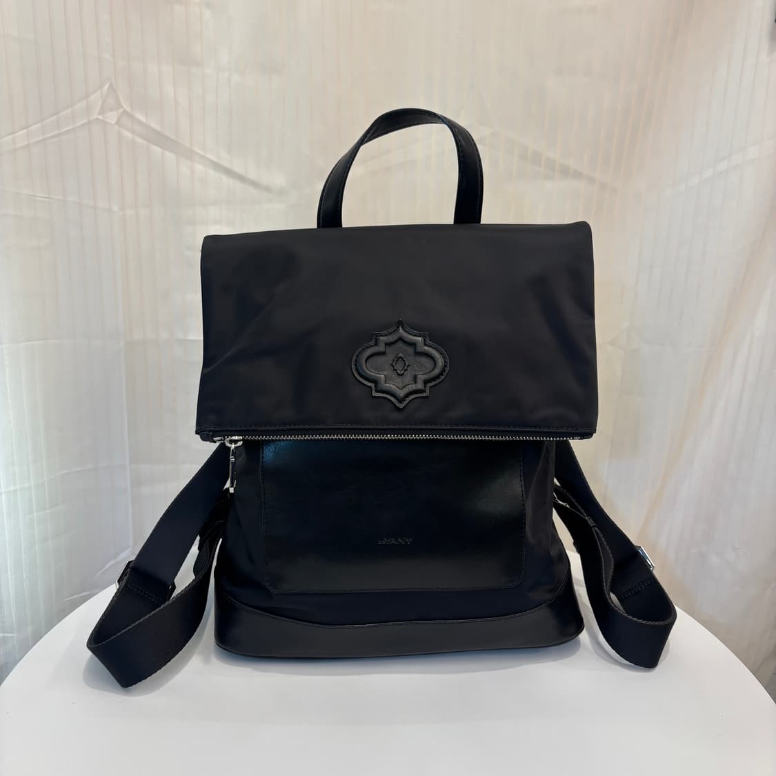 정품 오야니 나일론 블랙 백팩     상품이미지1