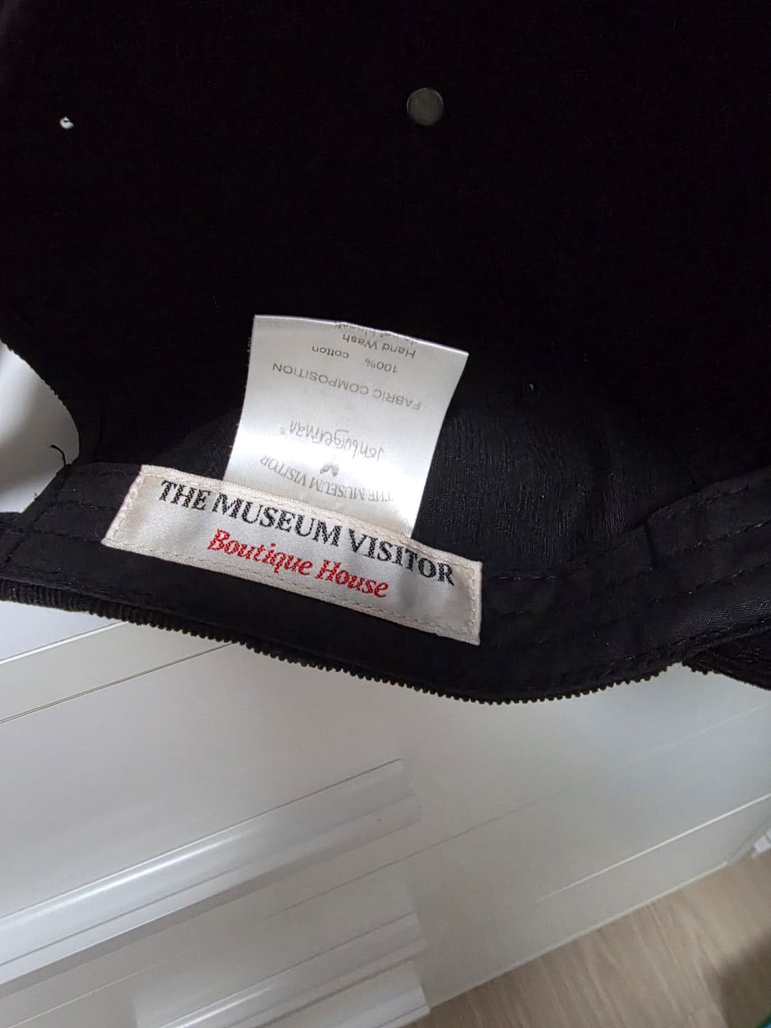 뮤지엄비지터 x 존 버거맨 볼캡 상품이미지2