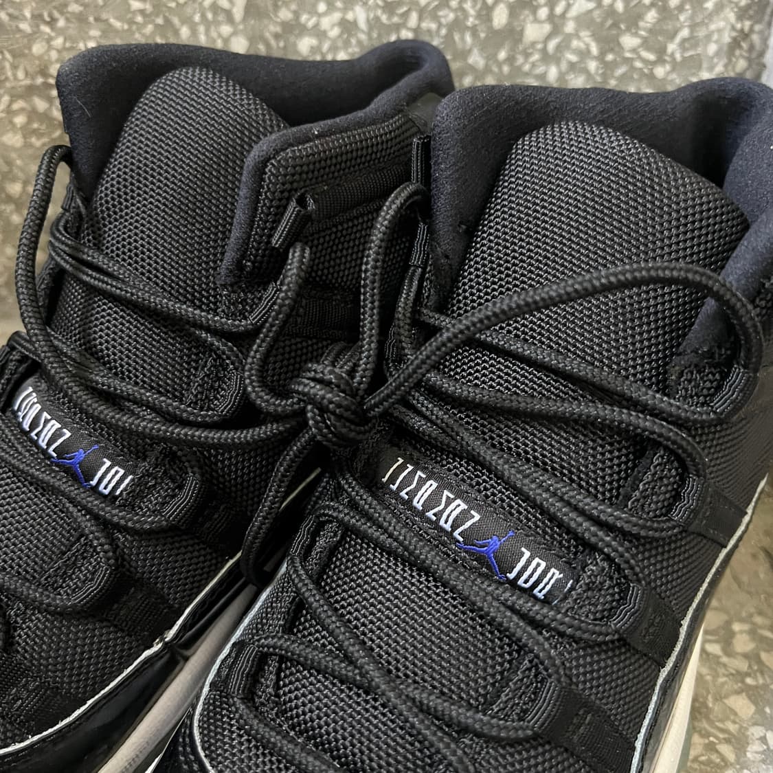 나이키 에어 조던 11 레트로 스페이스 잼 상품이미지6