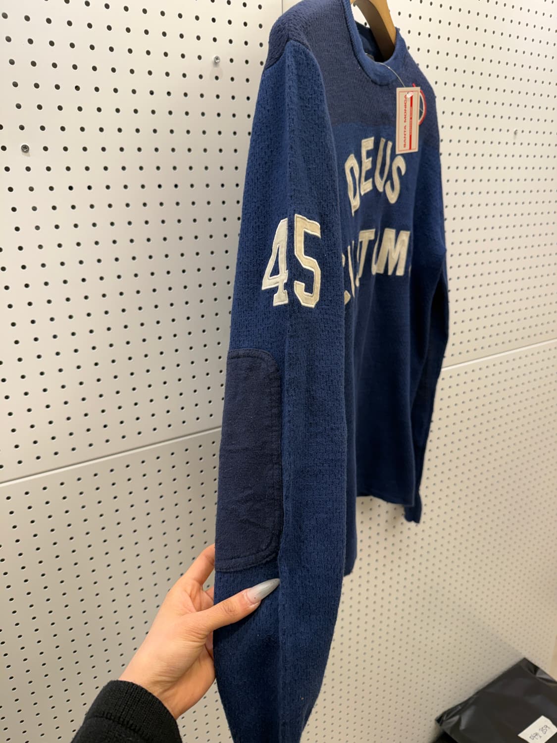 데우스 엑스 마키나 커스텀 로고 니트 스웨터 U952 상품이미지6