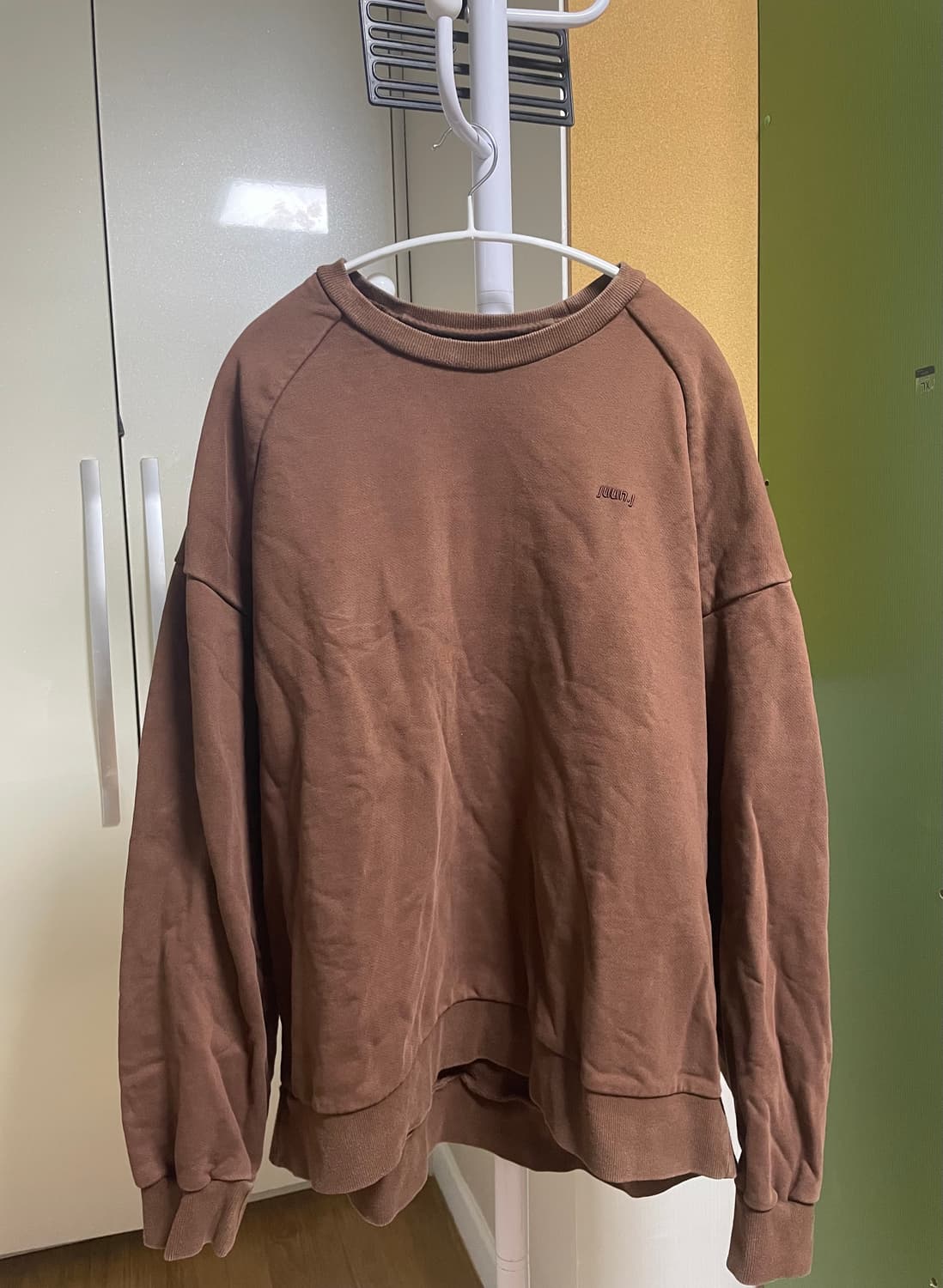 준지(Junn.J) 프린팅 맨투맨 상품이미지1