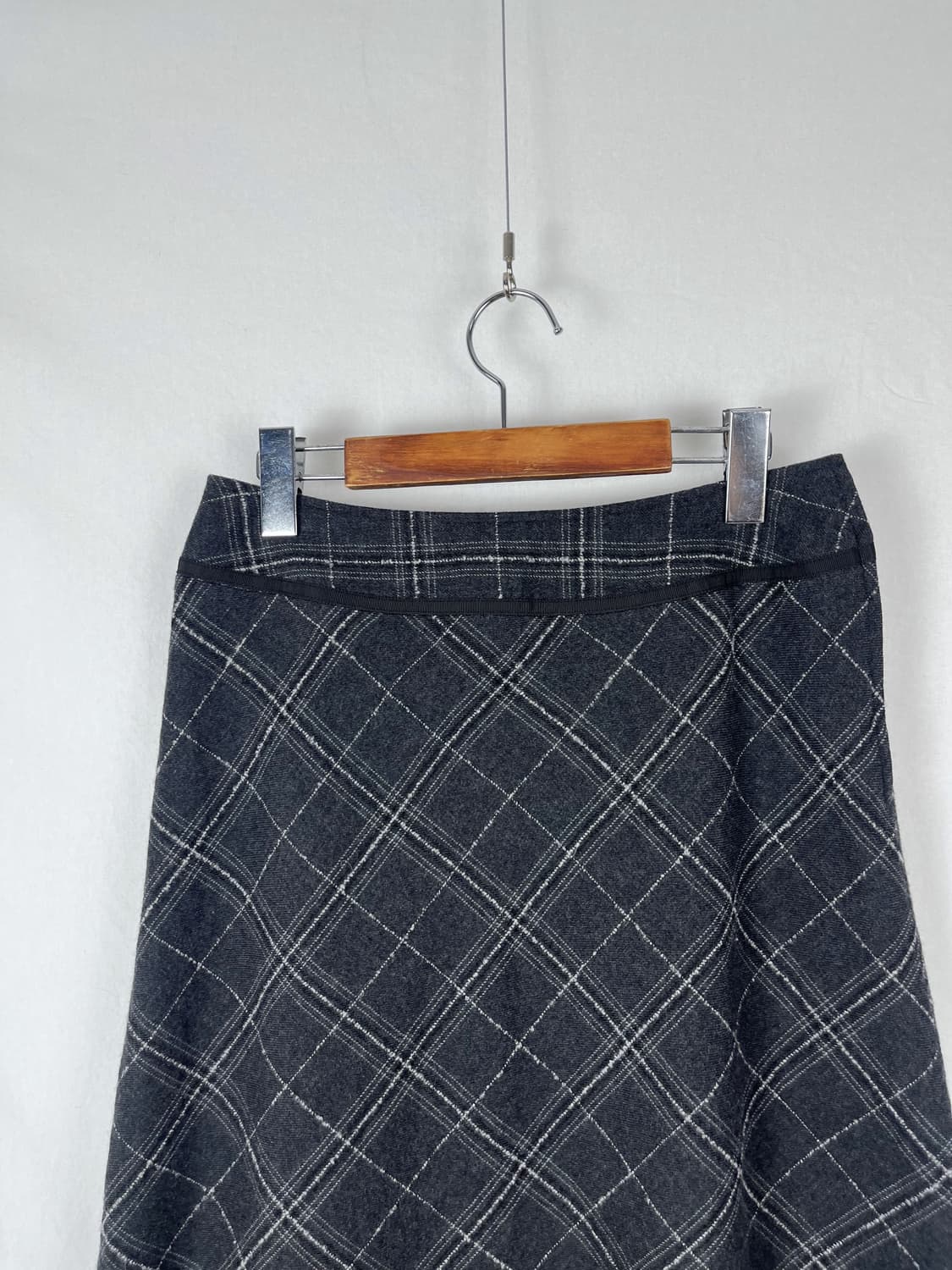 COMME CA ISM 체크패턴 디스디테일 미디스커트  상품이미지4