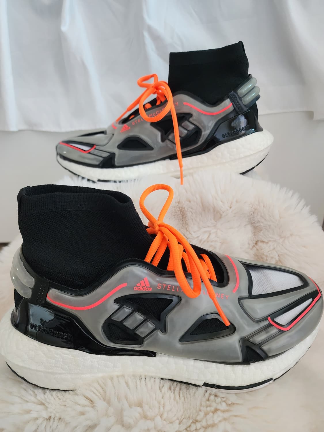 아디다스 스텔라 맥카트니 울트라부스트 스니커즈 상품이미지2