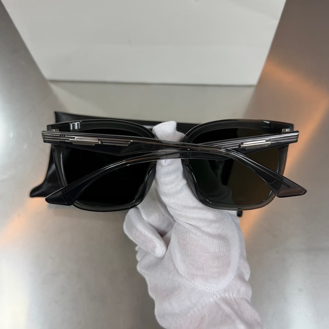 [리오브] 젠틀몬스터 BURTY 선글라스 상품이미지4