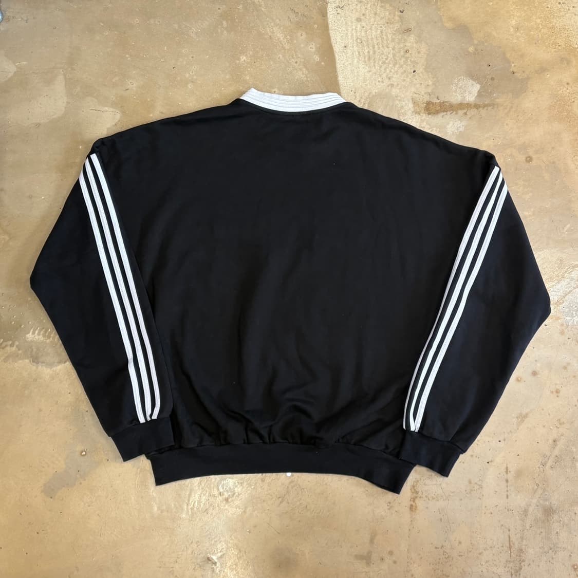 L 아디다스 18fw 고샤 블랙 맨투맨 상품이미지3